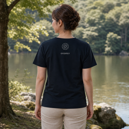 OODREY 光 #2 / Light #2 calligraphy art T-shirt, navy — product and styling image 4